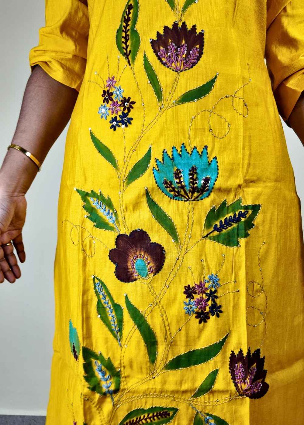 Women’s Yellow fully brush print Kurta Set