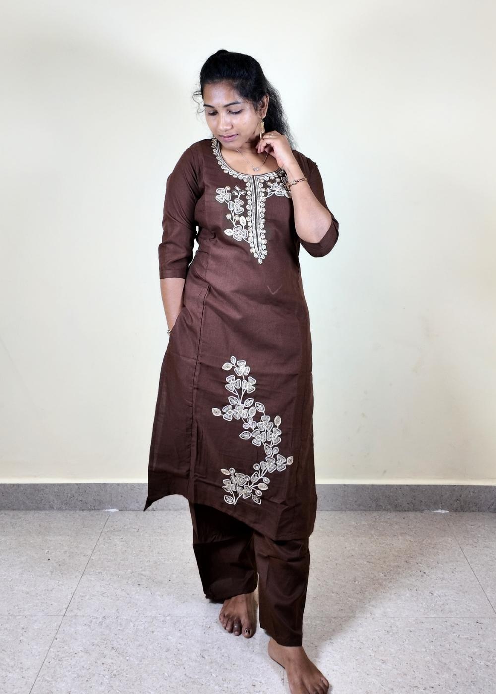 Women’s Slub Cotton 2-Piece Kurta Set with Floral Embroidery Work