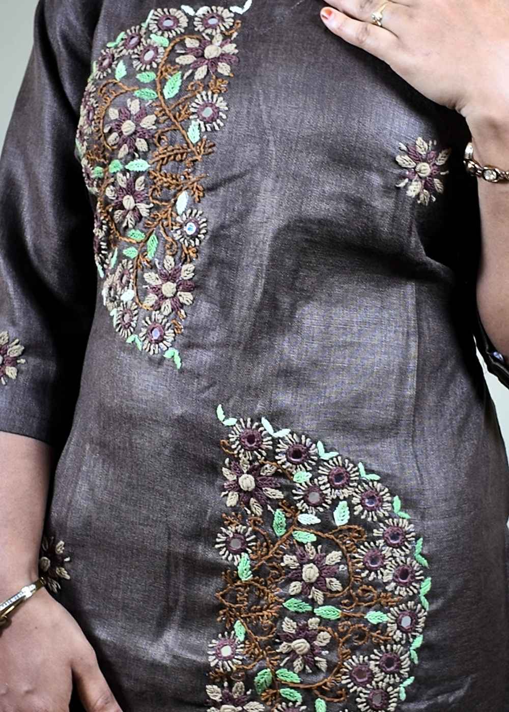Women’s Broun Embroidered 2 Piece Set