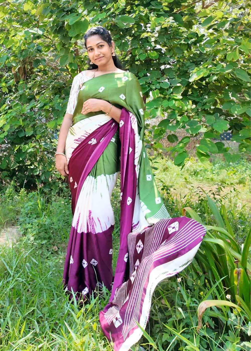 Satin Geometric Print Saree